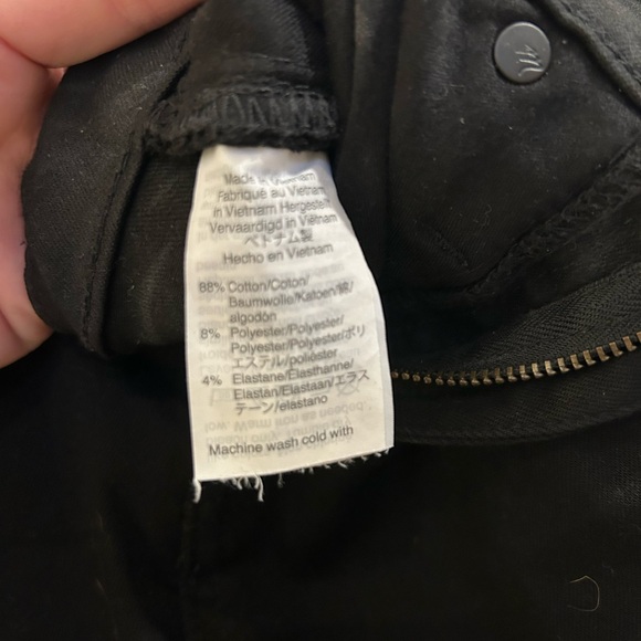 Madewell Curvy High-Rise Skinny in Black Forest - Picture 6 of 8